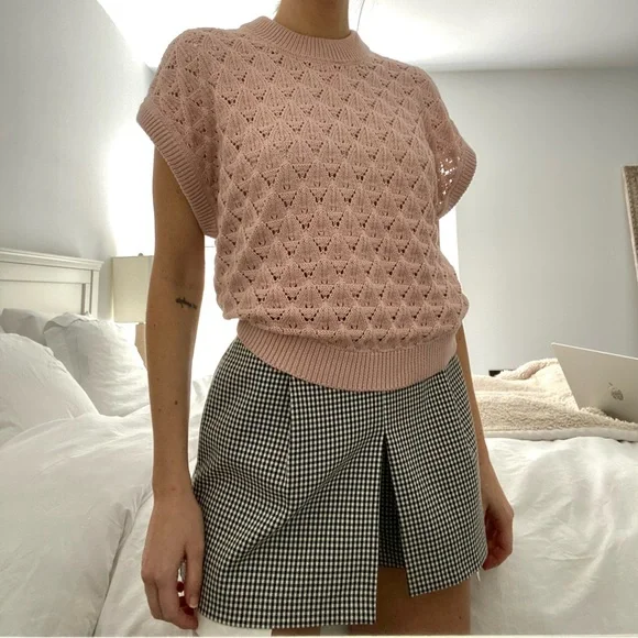 Mr. Mittens Pointelle-Knit Cotton Sweater Vest in Blush Size XS/S